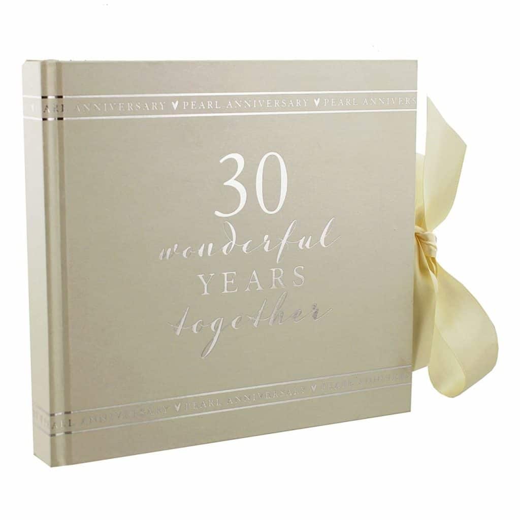 Give her a 30th wedding anniversary album personalized by you!