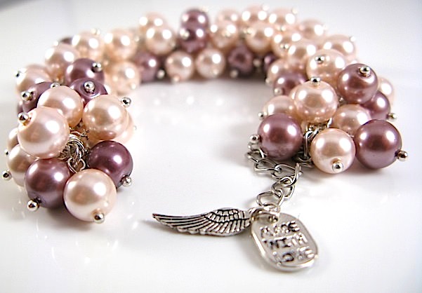 This Brown and Light Pink Pearl Cluster Bracelet can be custom created to make an awesome holiday gifts for pearl lovers.