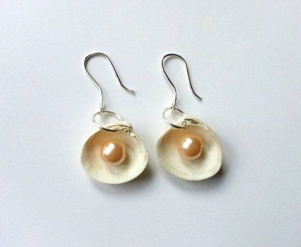 diy pearl earrings