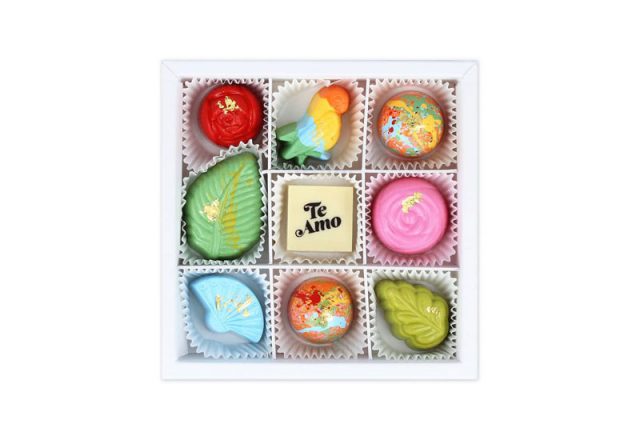 The Te Amo 9-Piece Chocolate Set