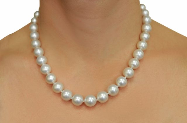 Pearl Necklace as 30th Anniversary Gift