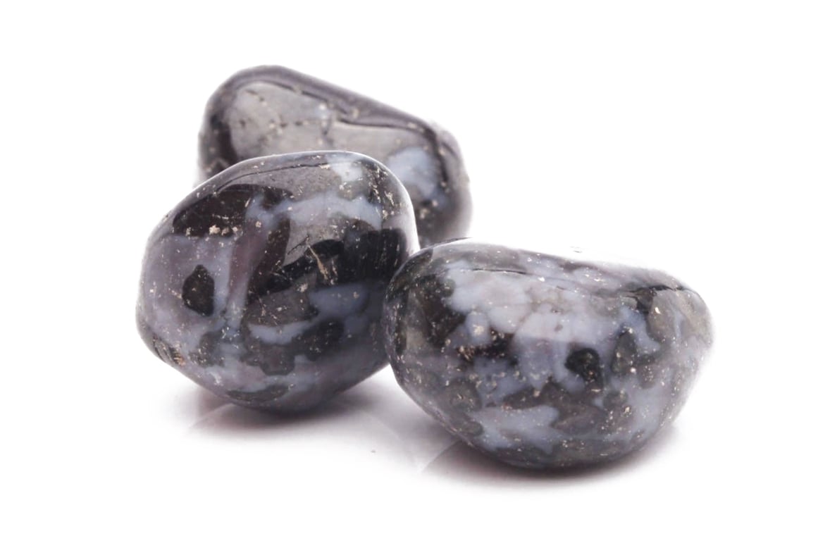 63 Types of Black Gemstones - TPS Blog