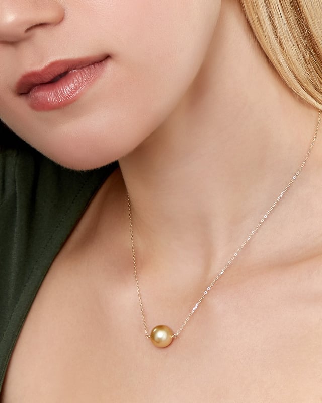 Golden Round Solitaire 14K Pearl Necklace - Model Image