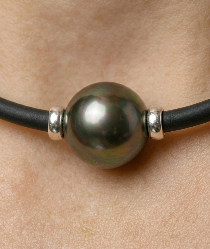 Tahitian Round Pearl Rubber Necklace - Various Sizes - Secondary Image