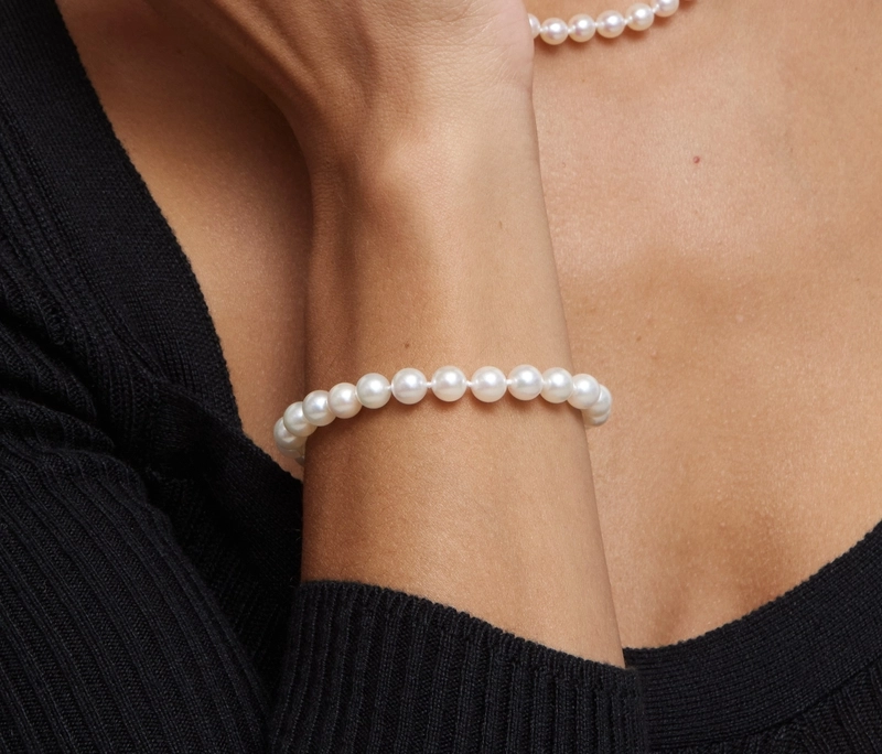 6.5-7.0mm Hanadama Akoya White Pearl Bracelet - Model Image