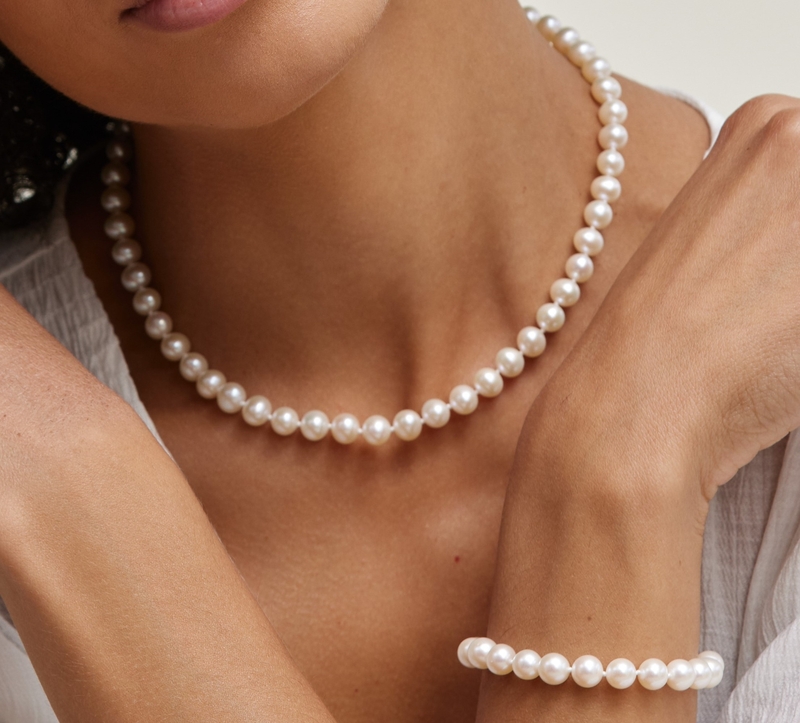 Details about   Genuine Natural Freshwater 7mm white Pearl & 8mm Black Pearl Necklace 17" 