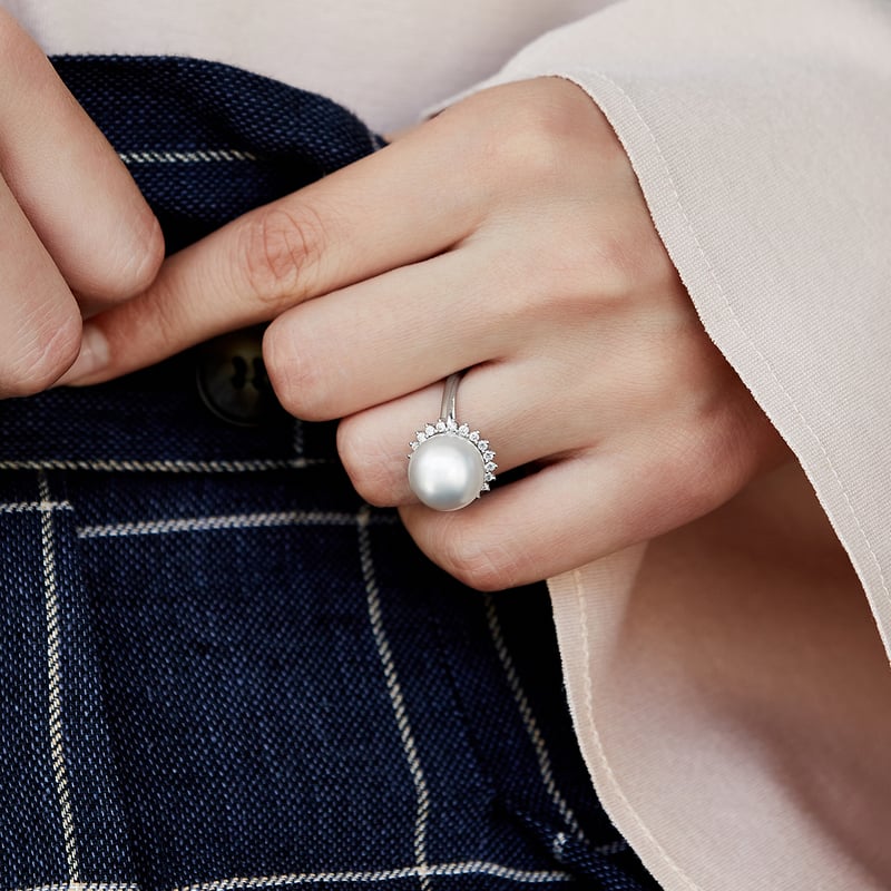 Freshwater Pearl & Diamond Sage Ring - Model Image