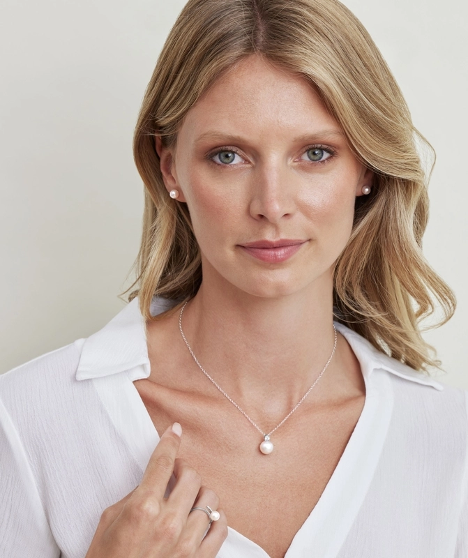 White South Sea Pearl & Diamond Ellie Pendant - Secondary Image