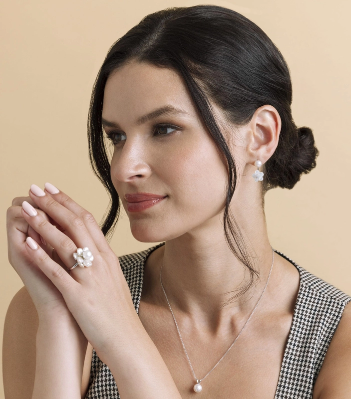 Akoya Pearl Classic Pendant - Secondary Image