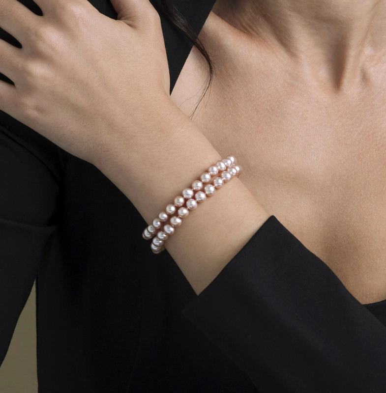 6.5-7mm Pink Freshwater Double Pearl Bracelet - AAA Quality - Model Image