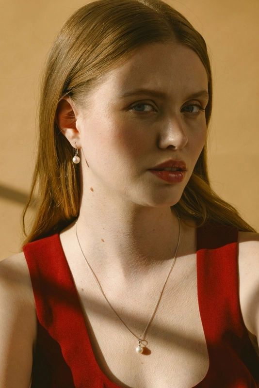 White South Sea Pearl Cindy Earrings - Model Image