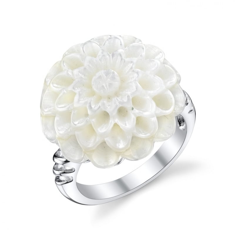 White Freshwater Cultured Flower Mother of Pearl Ring