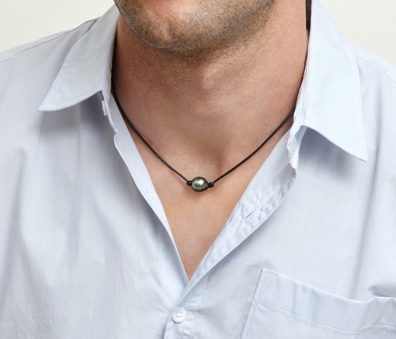 Tahitian Baroque Pearl Leather Necklace for Men - Model Image