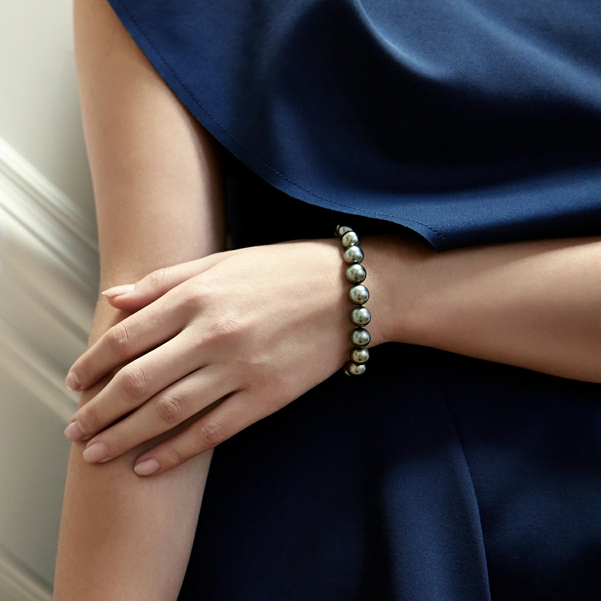 9-10mm Tahitian South Sea Pearl Bracelet - AAAA Quality