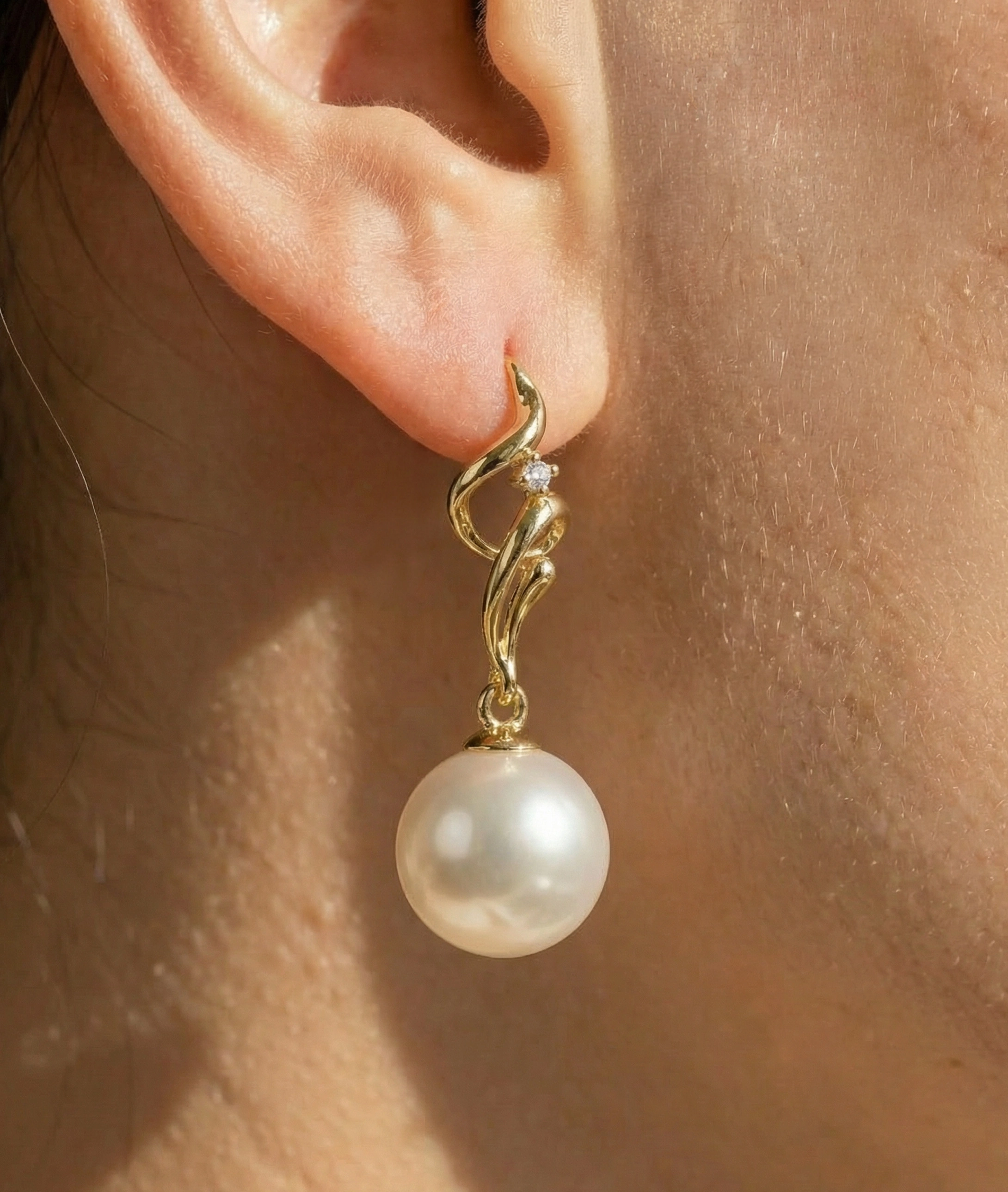 White South Sea Pearl & Diamond Aria Earrings