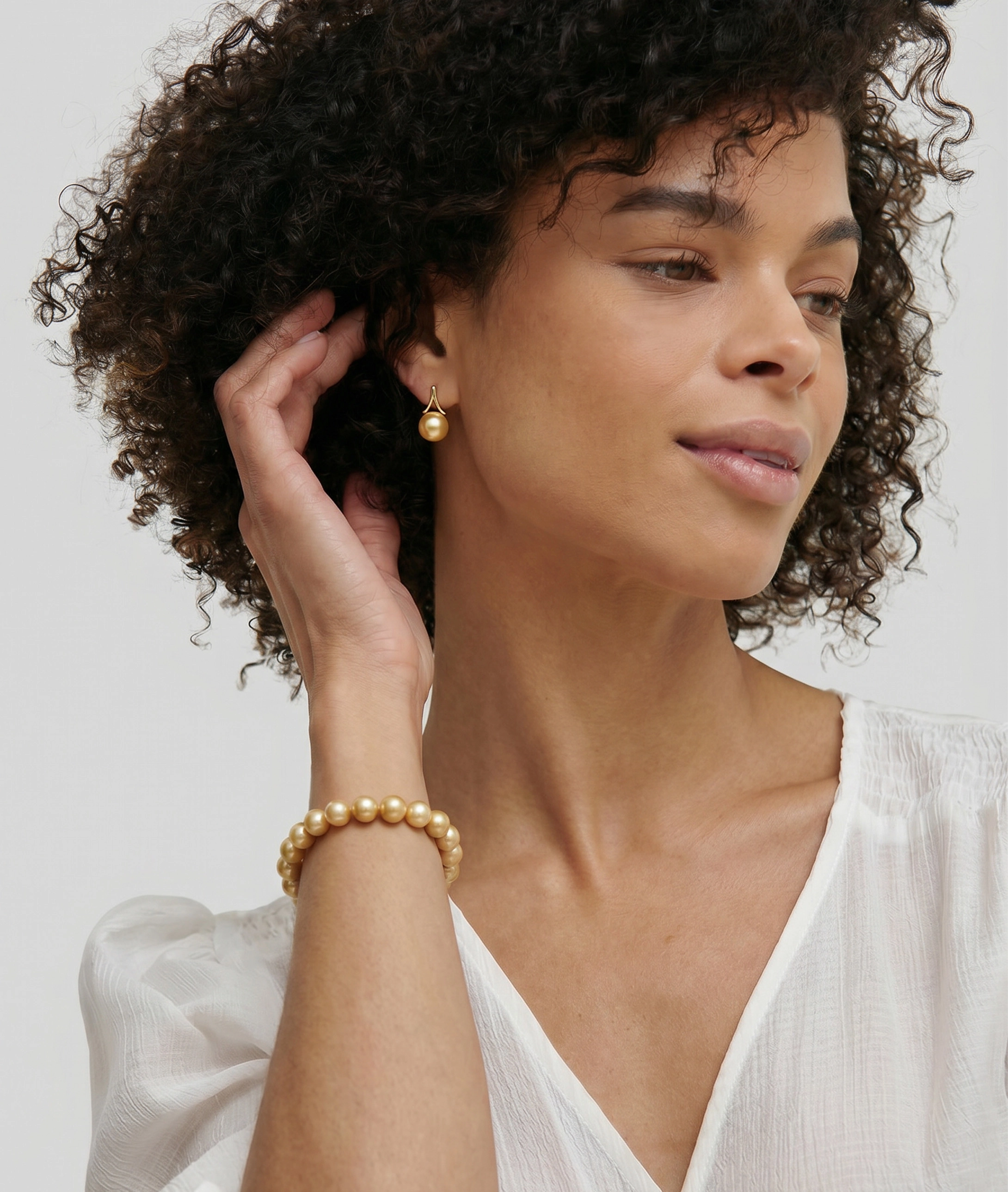 Golden Pearl Lindsey Earrings