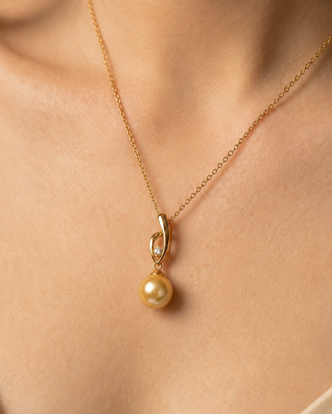 Golden Pearl & Diamond Lois Pendant - Secondary Image