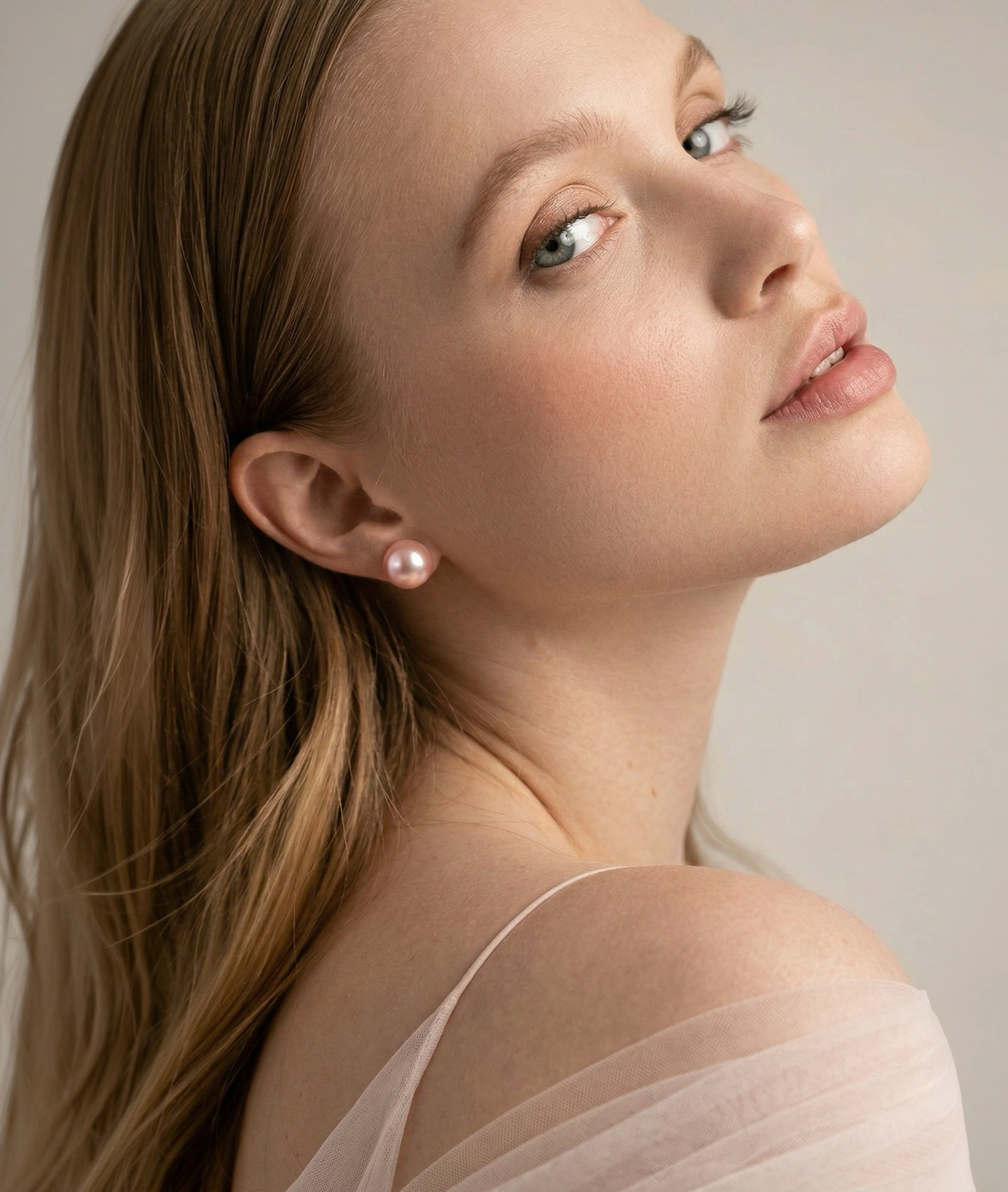 11mm Pink Freshwater Round Pearl Stud Earrings