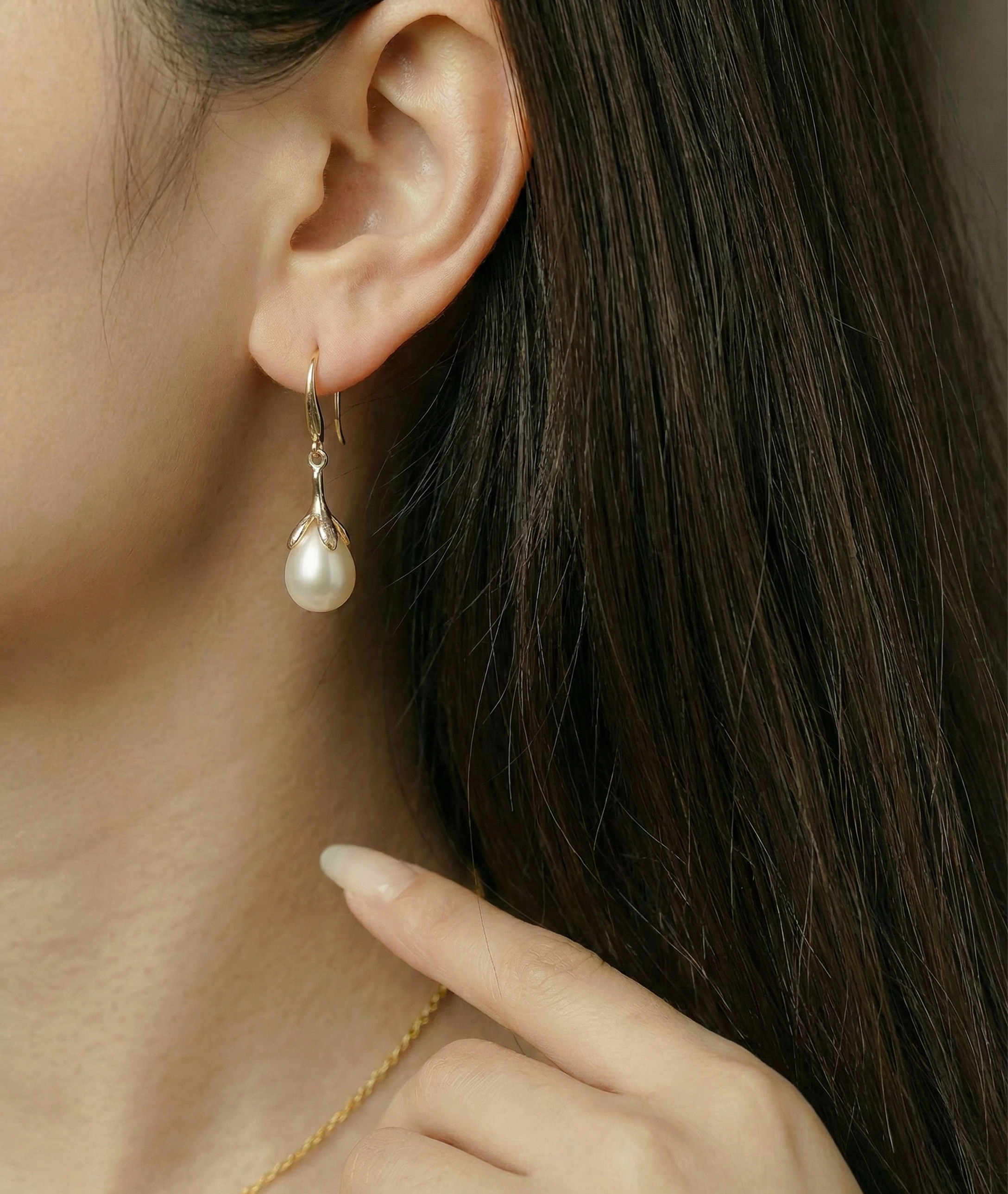 10-11mm Freshwater Pearl Rose Gold Plated Olive Drop Pendant and Earrings Set