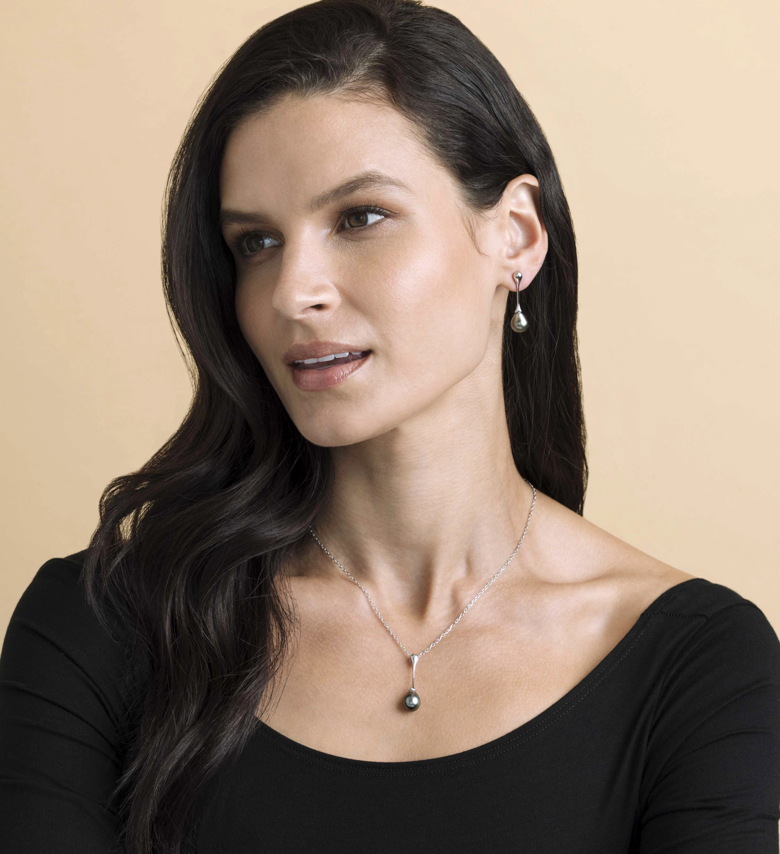 Tahitian Pearl Long Teardrop Pendant & Earrings Set