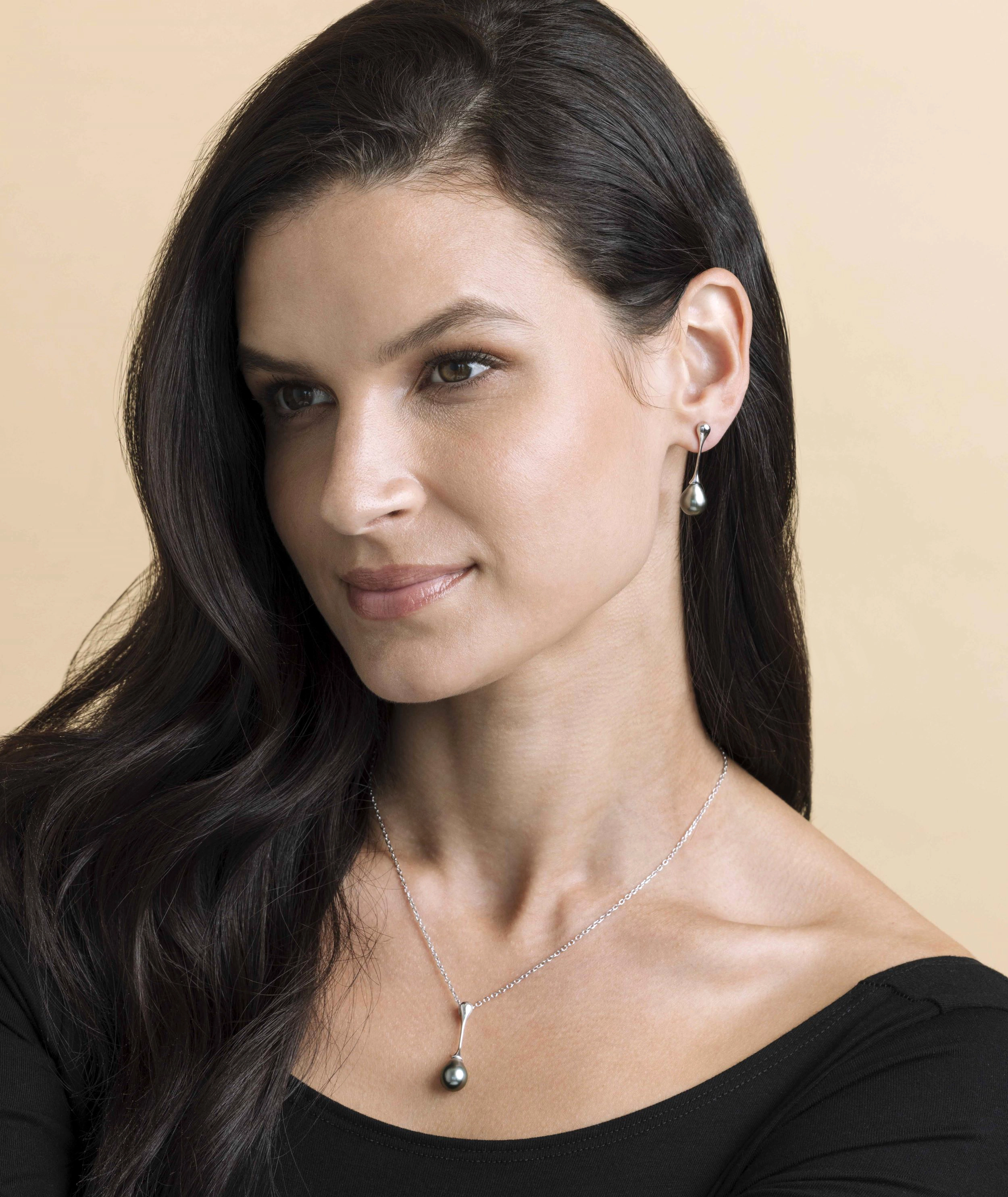 Tahitian Pearl Long Teardrop Pendant & Earrings Set