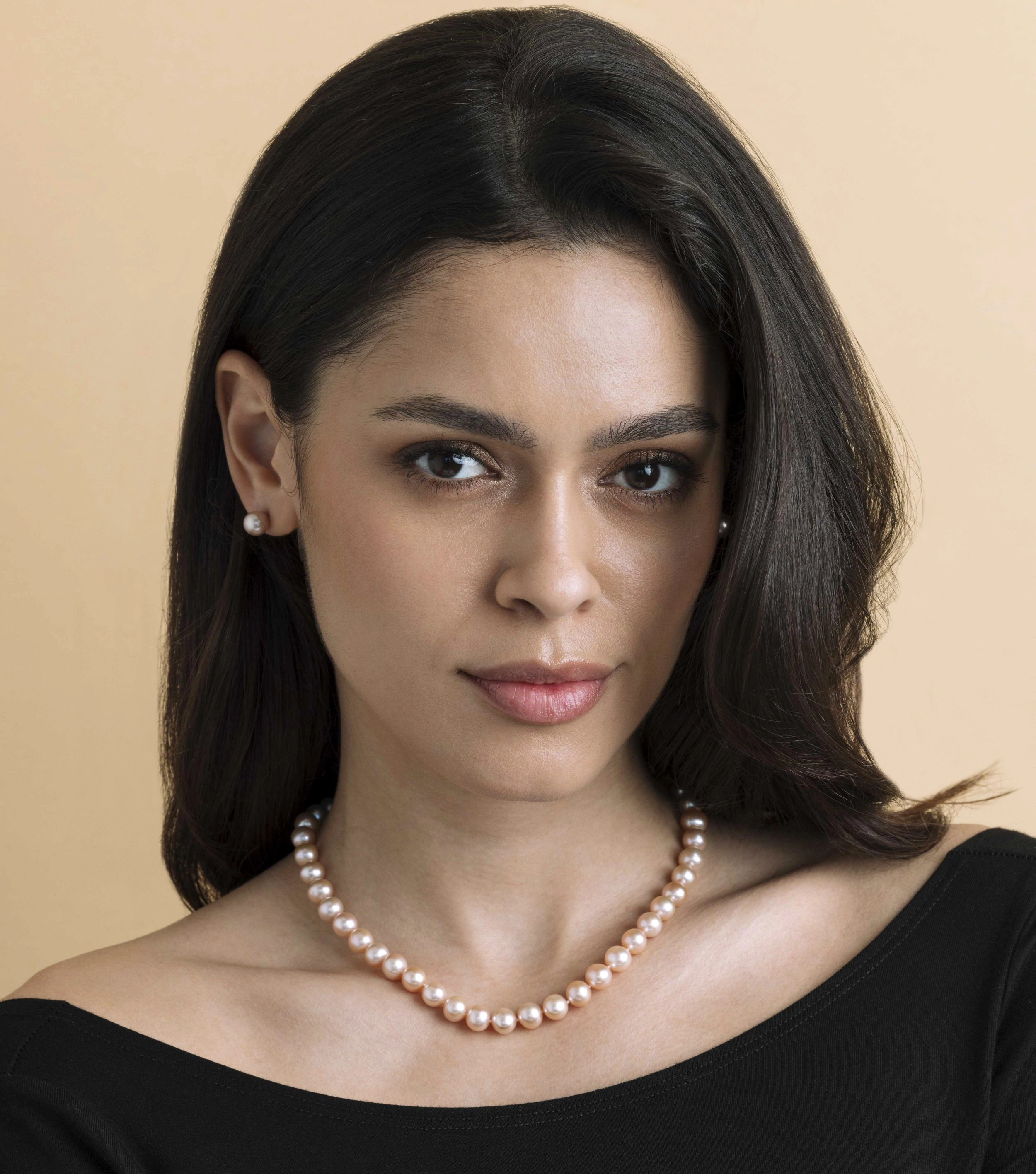 8.0-8.5mm Pink Freshwater Pearl Necklace & Earrings