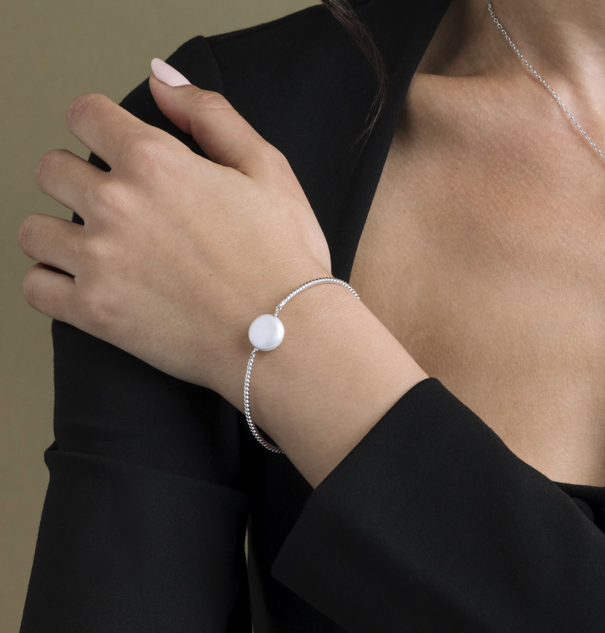 White Freshwater Baroque Pearl June Bracelet