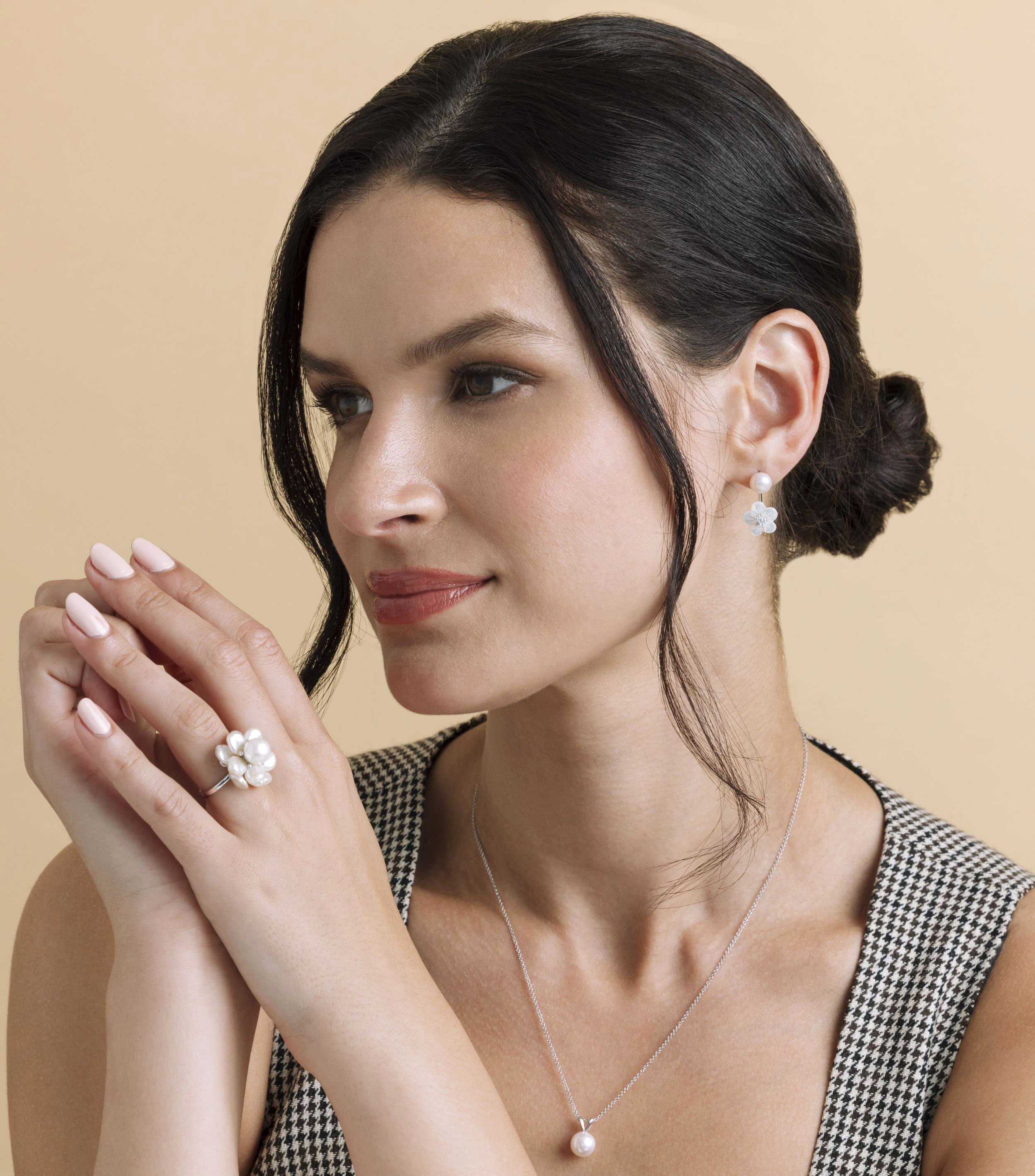 White Freshwater Cultured Keshi Pearl Ring
