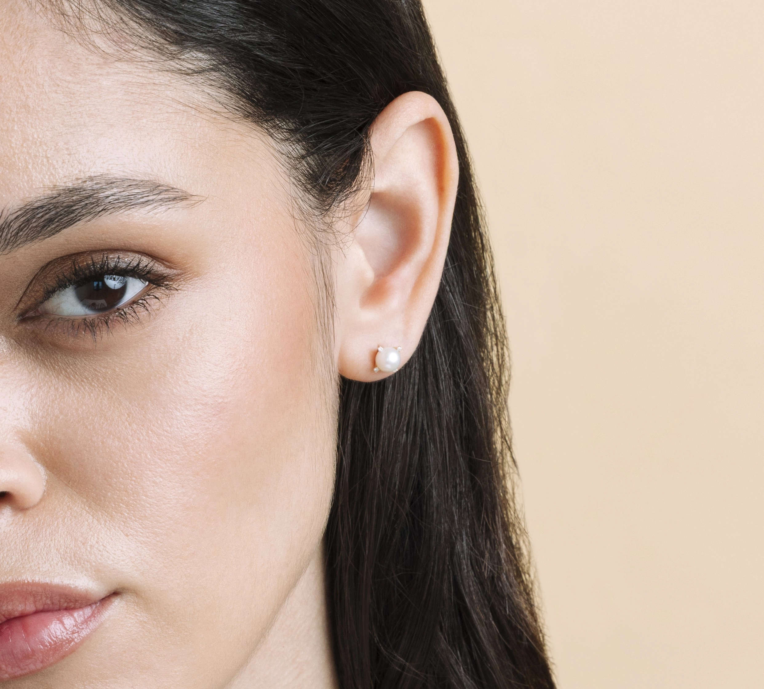 14K Gold Freshwater Pearl & Diamond Lolla Earrings