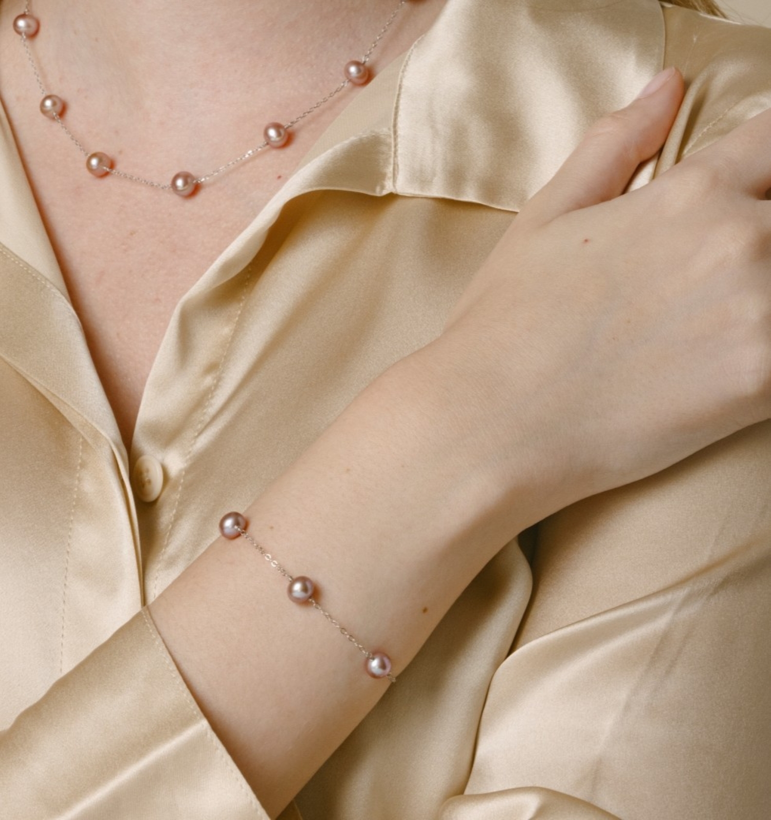 14K Gold Pink Freshwater Pearl Tincup Bracelet