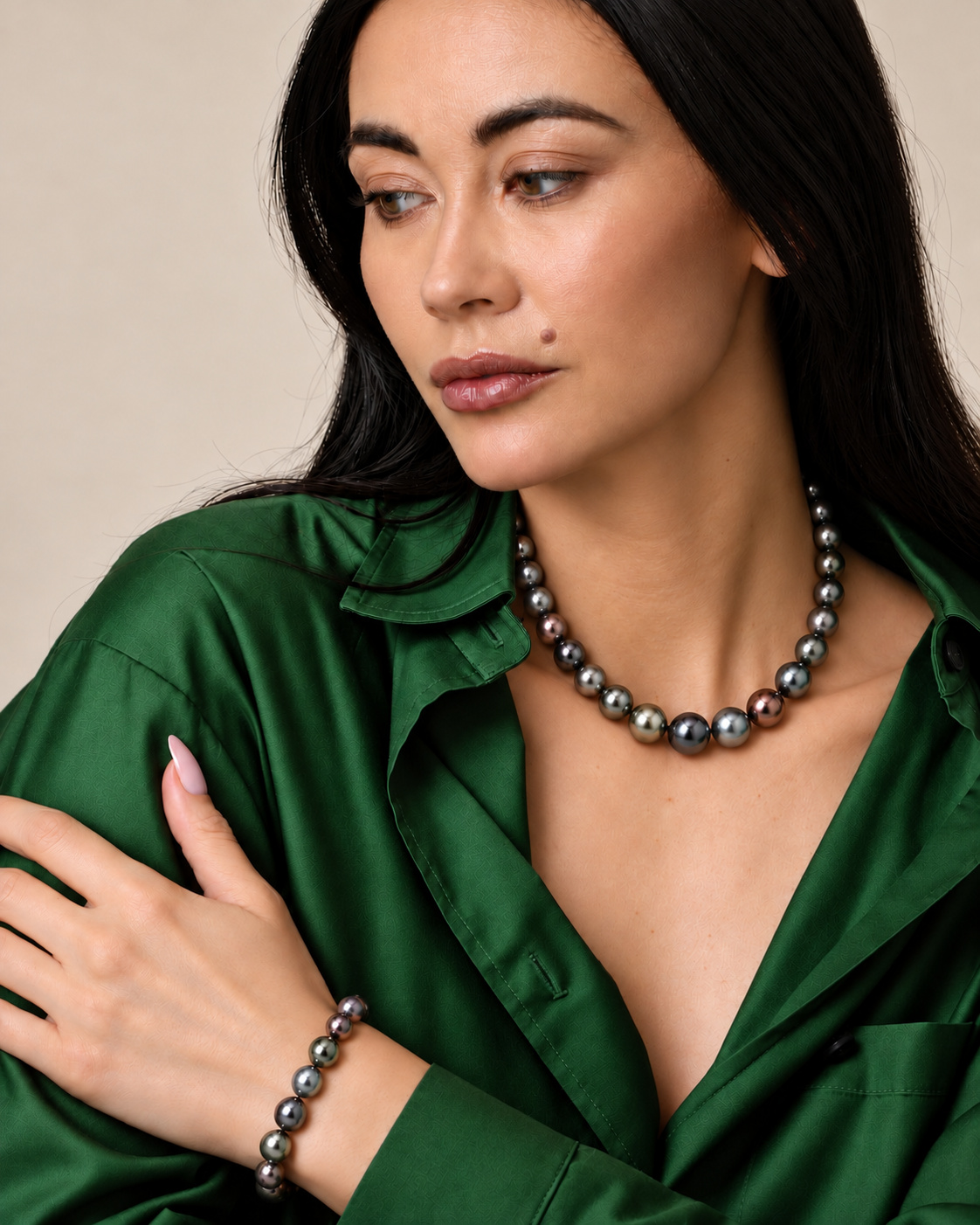 10-12mm Tahitian South Sea Multicolor Drop - Shape Pearl Necklace - AAAA Quality - Secondary Image