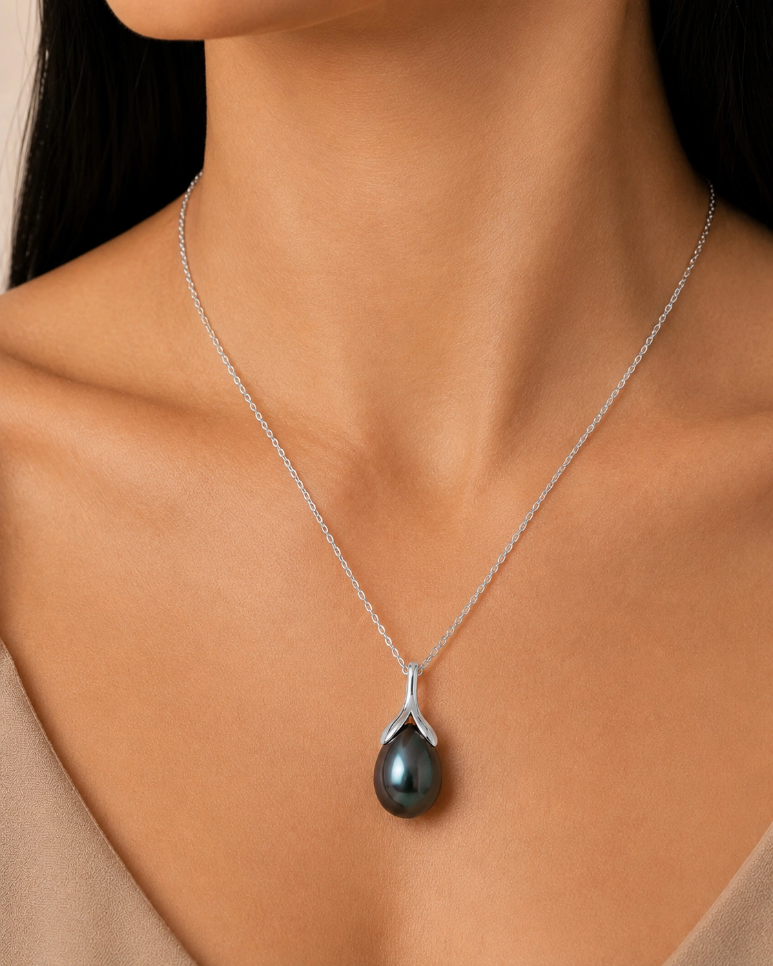 10-11mm Tahitian South Sea Pearl Rose Gold Plated Olive Pendant