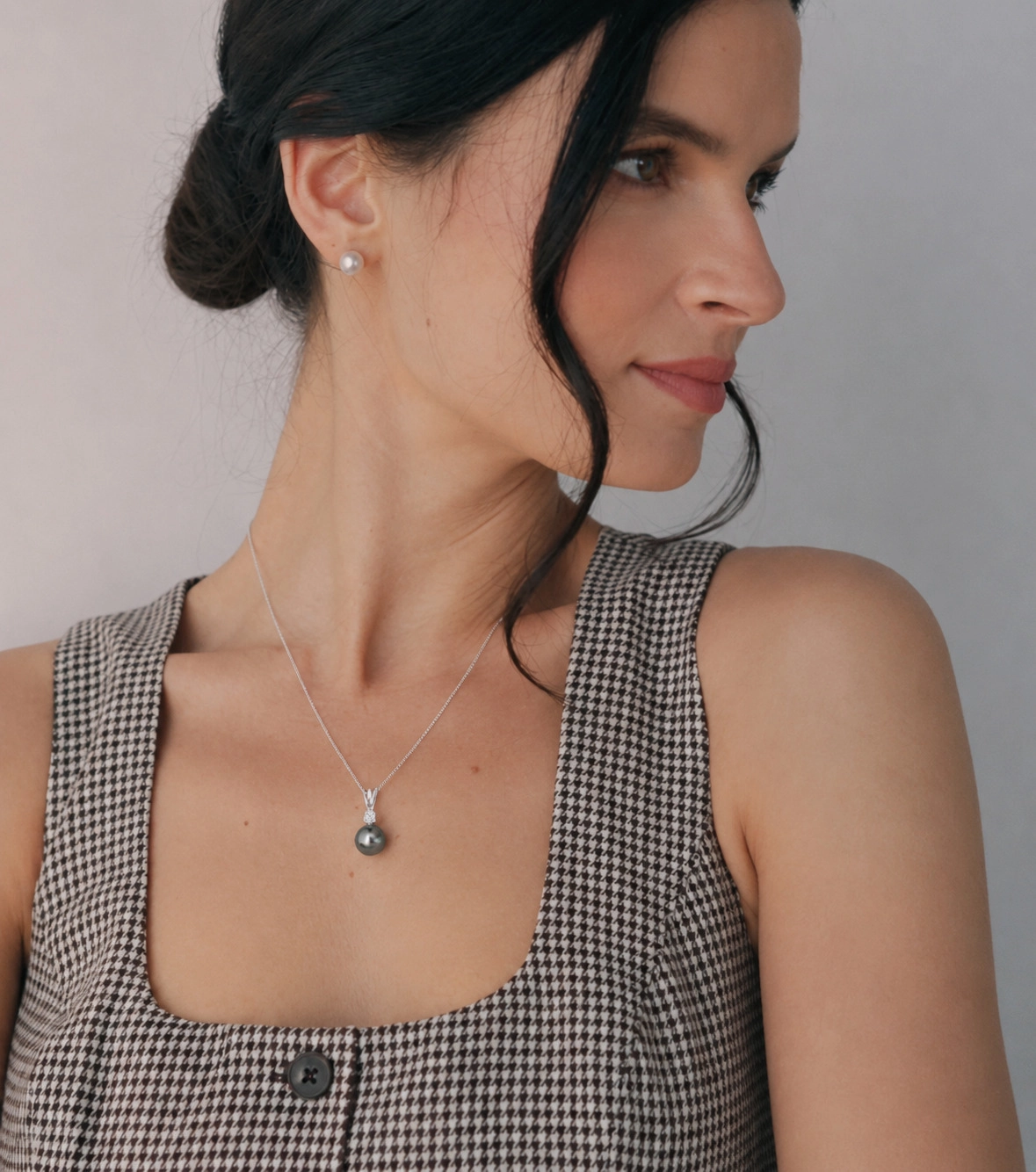 18K Tahitian South Sea Pearl & Diamond Classic Pendant