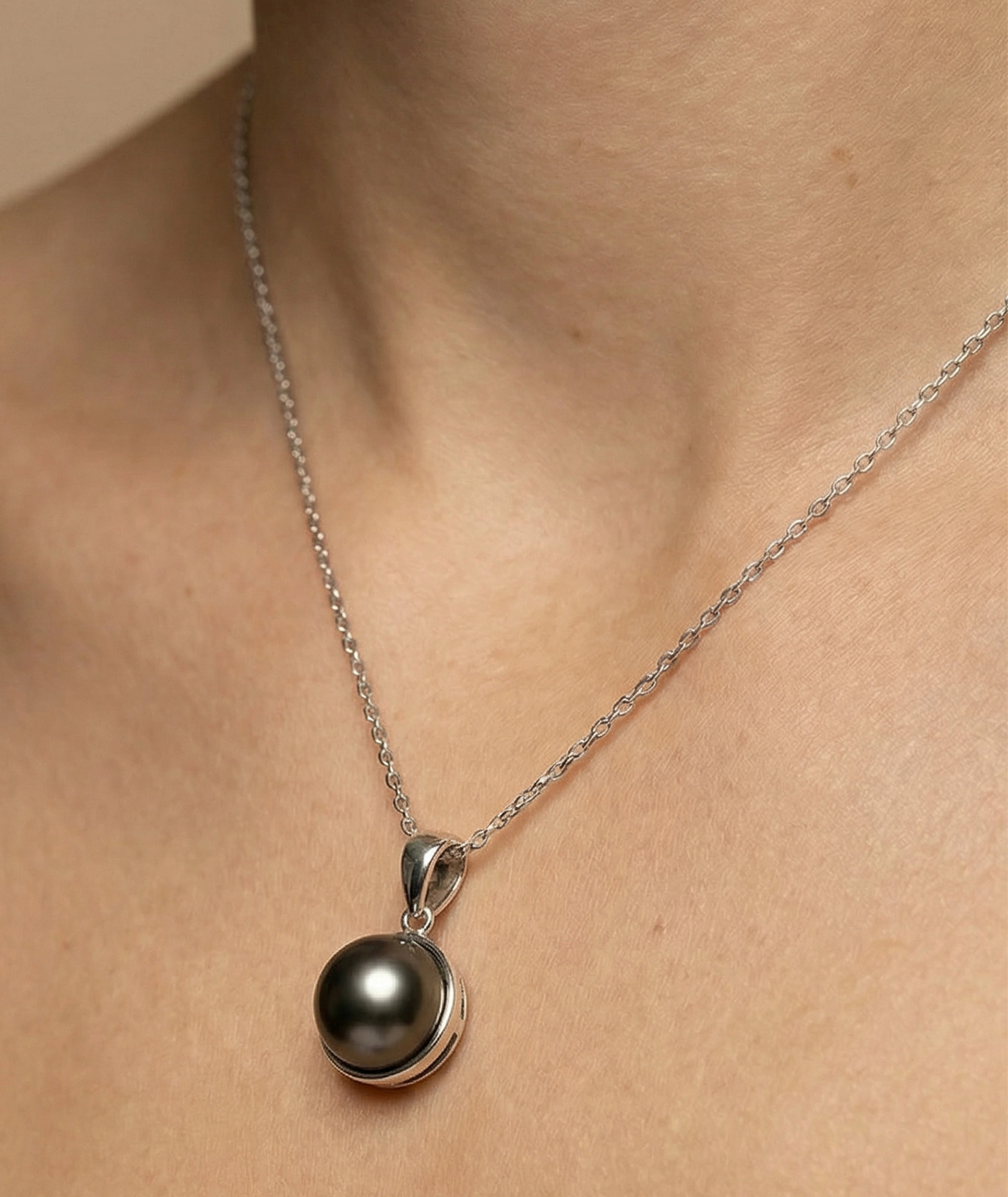 Tahitian South Sea Pearl Harriett Pendant