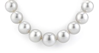 necklace made of white South Sea pearls